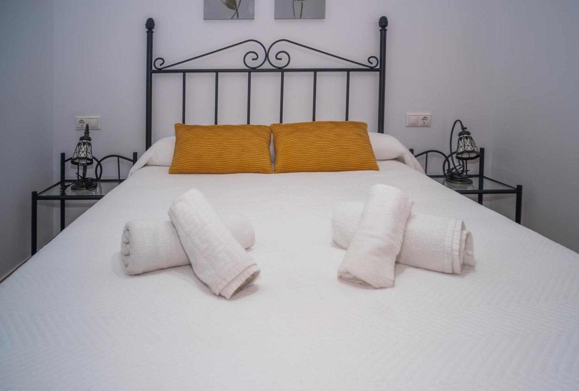 Apartamentos Tranquilos Conil Facil Aparcamiento 科尼尔-德拉弗龙特拉 外观 照片